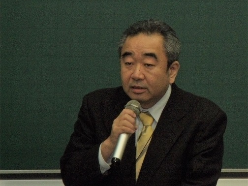 藤井　彰氏