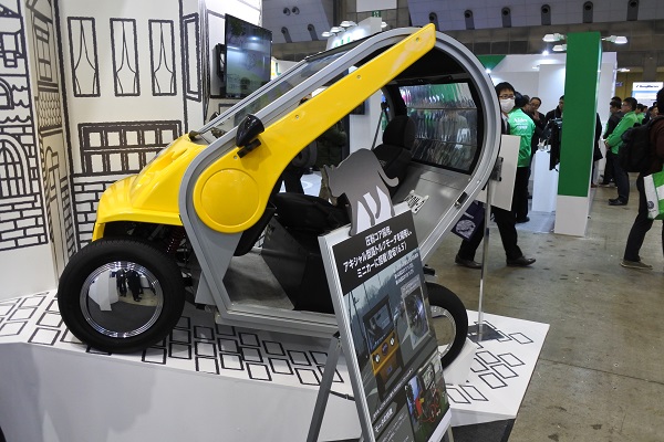 日本ピストンリング　アキシャルギャップ型インホイールモータ開発品を後輪に搭載した「電動ミニカー」