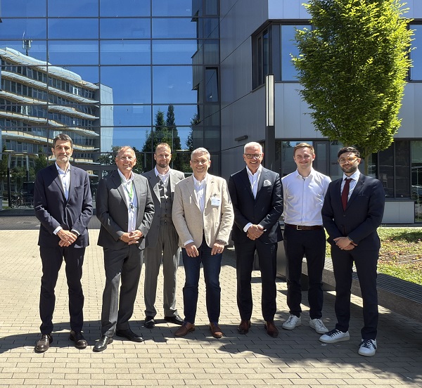 BASF トヨタ欧州 自動車補修塗料 bmt ベアリング&モーション・テック