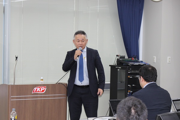 bmt講演会　講演する櫻井氏　bmt　ベアリング＆モーション・テック